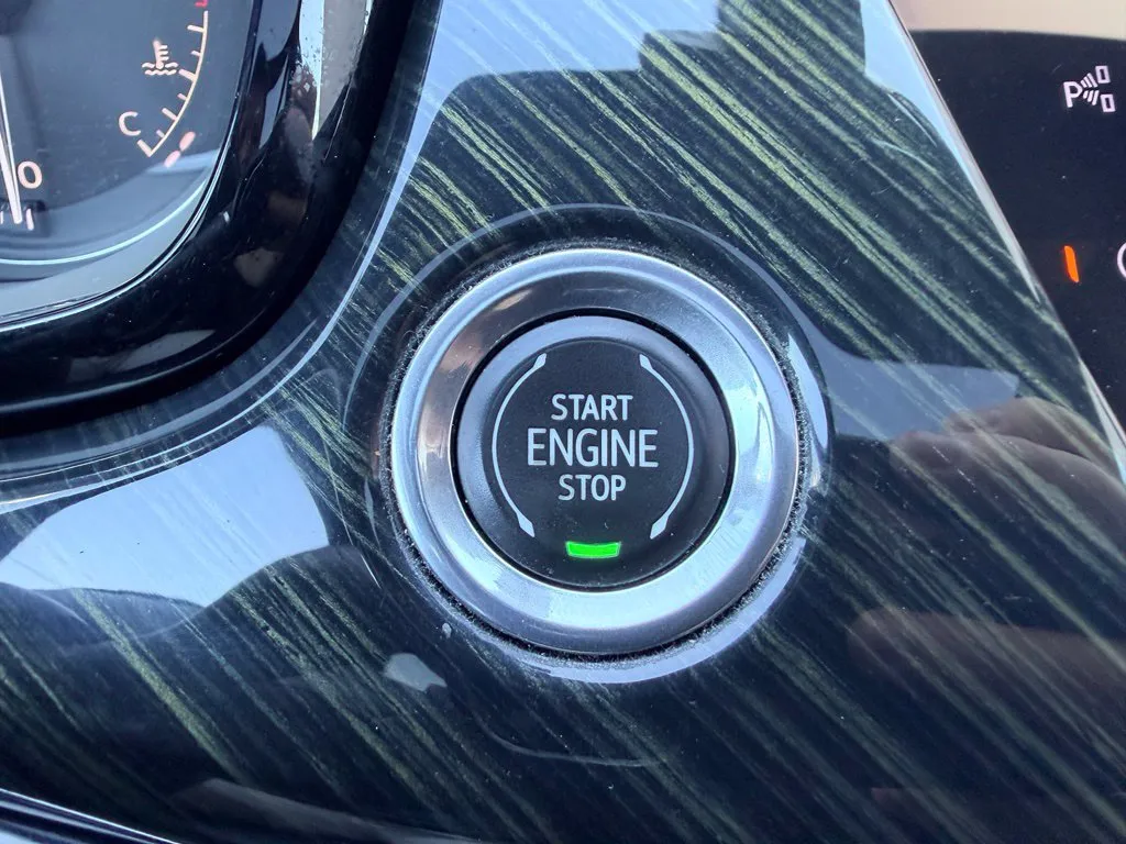 Cadillac XT6 photo 25