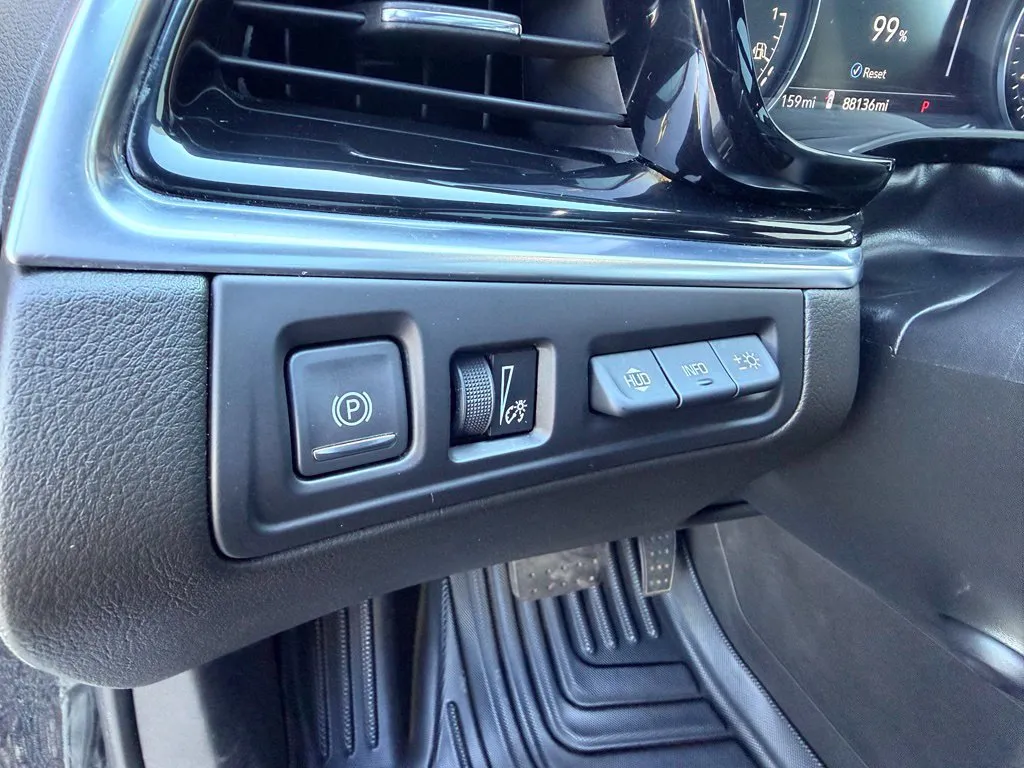 Cadillac XT6 photo 53