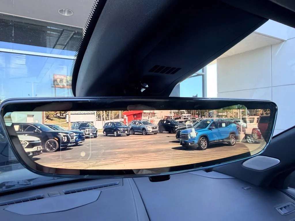 Cadillac XT6 photo 26