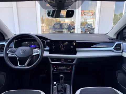 More photos of 2025 Volkswagen Taos 1.5T SE at Platinum Auto Plaza, KS