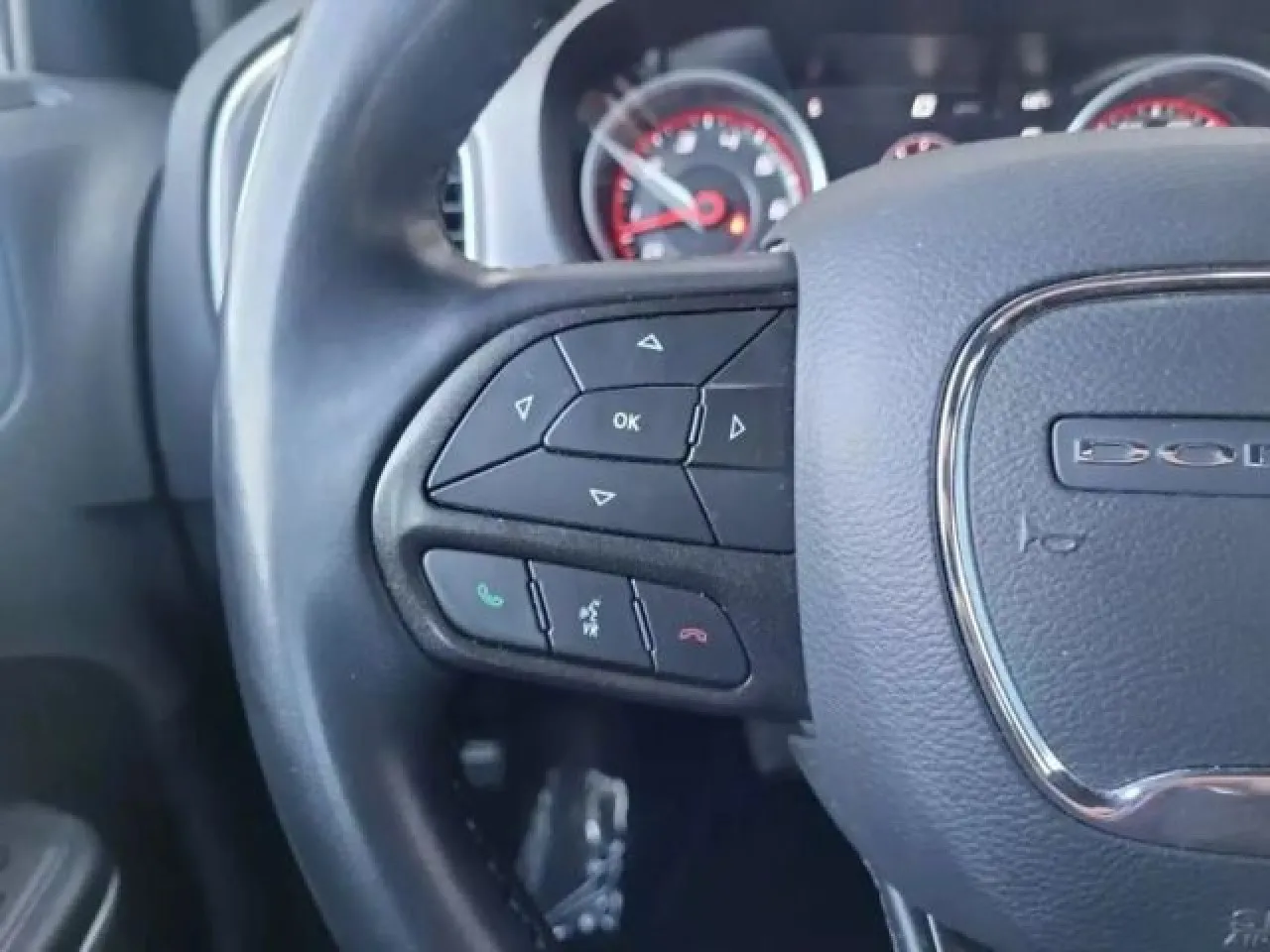 2022 Dodge Charger SXT photo 3