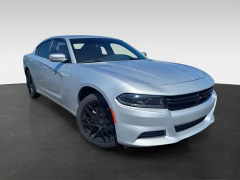 Photos of 2022 Dodge Charger SXT for sale in Topeka, KS at Platinum Auto Plaza