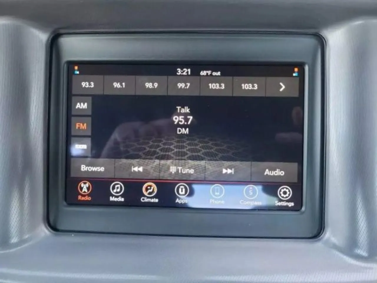 2022 Dodge Charger SXT photo 27