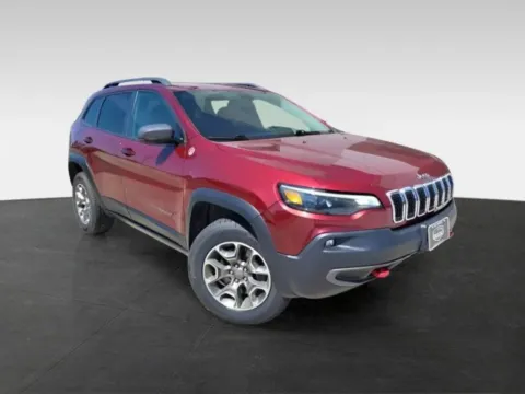 Photos of 2020 Jeep Cherokee Trailhawk for sale in Topeka, KS at Platinum Auto Plaza