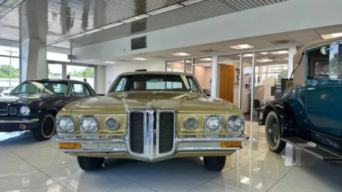 Photos of 1970 Pontiac Catalina Hardtop Coupe for sale in Topeka, KS at Platinum Auto Plaza