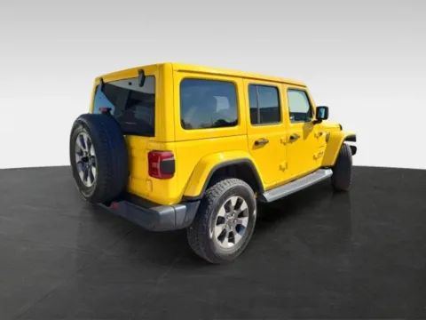 More photos of 2018 Jeep Wrangler Unlimited Sahara at Platinum Auto Plaza, KS