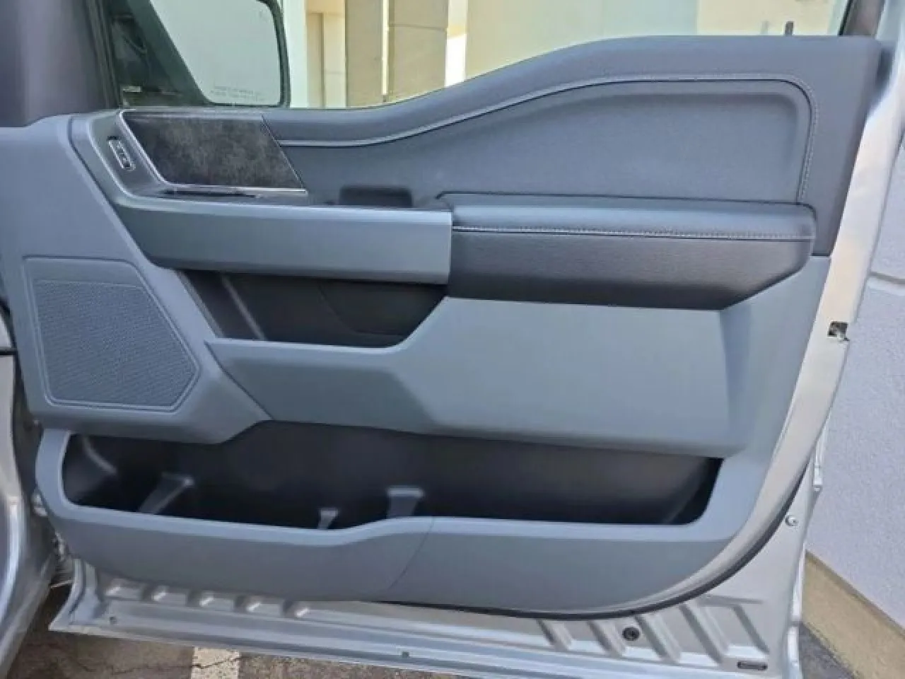 2021 Ford F-150 XLT photo 11