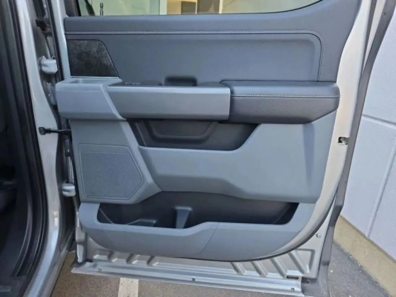 2021 Ford F-150 XLT photo 25