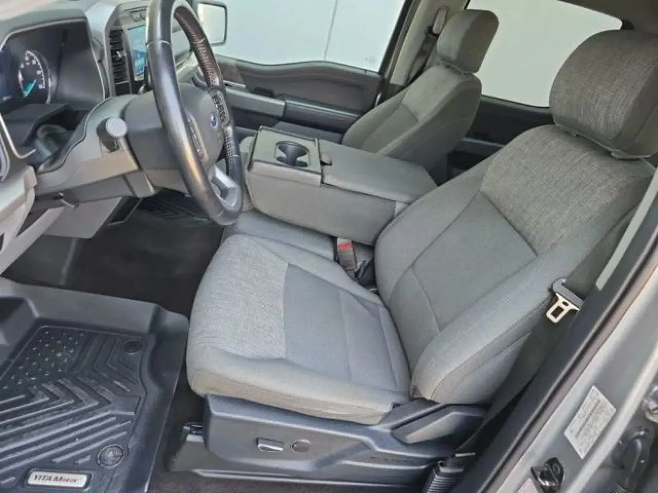 2021 Ford F-150 XLT photo 10