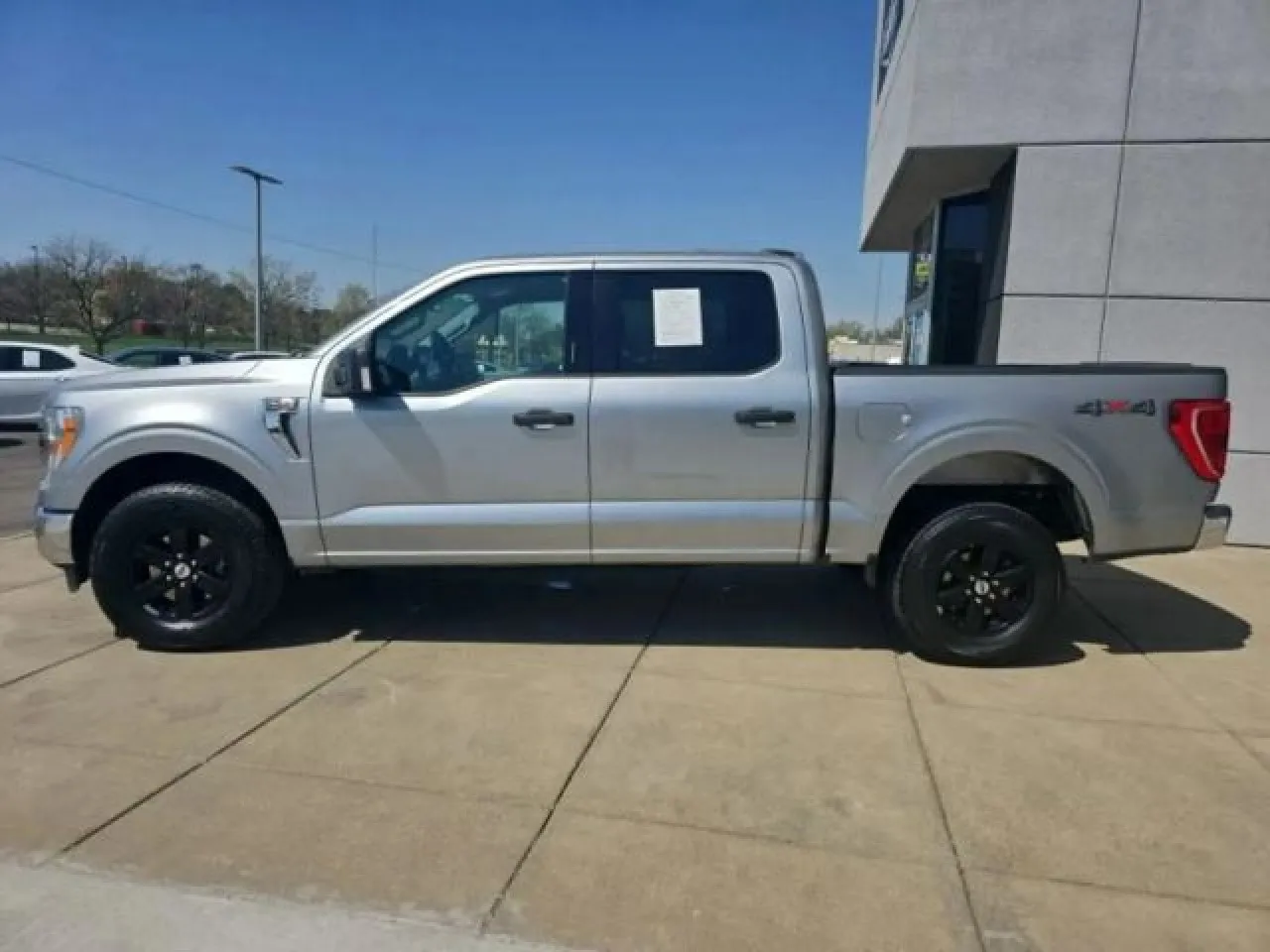 2021 Ford F-150 XLT photo 19