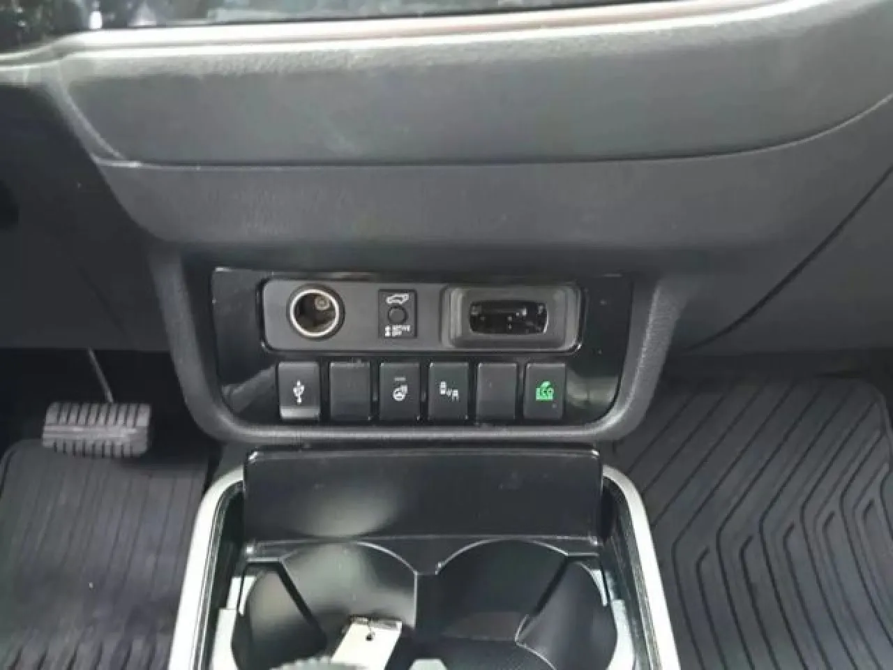 2020 Mitsubishi Outlander GT photo 19