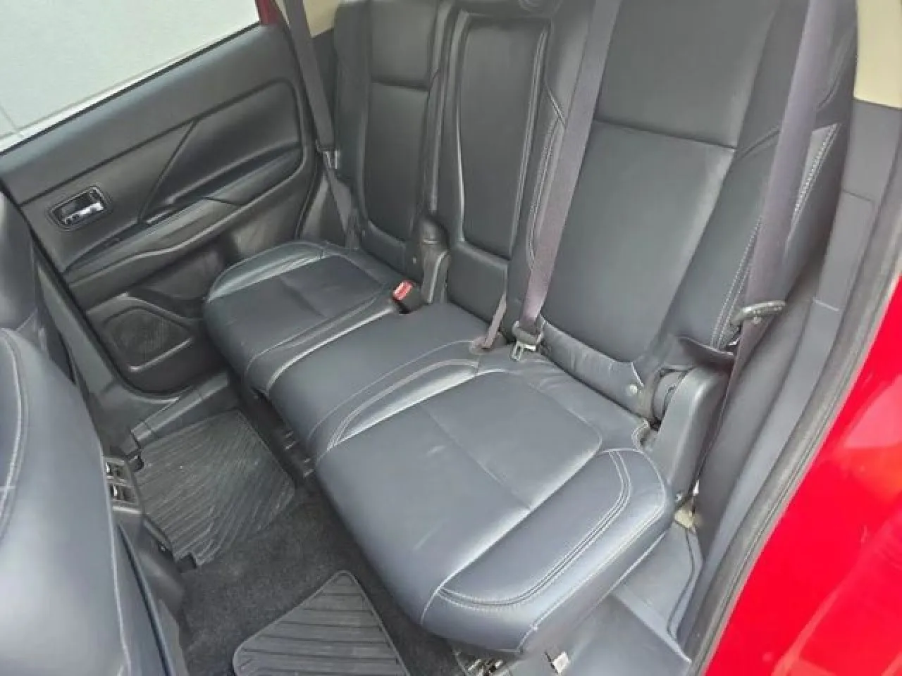 2020 Mitsubishi Outlander GT photo 23