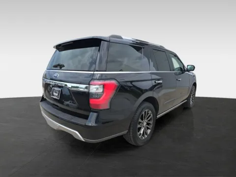 More photos of 2020 Ford Expedition Limited at Platinum Auto Plaza, KS