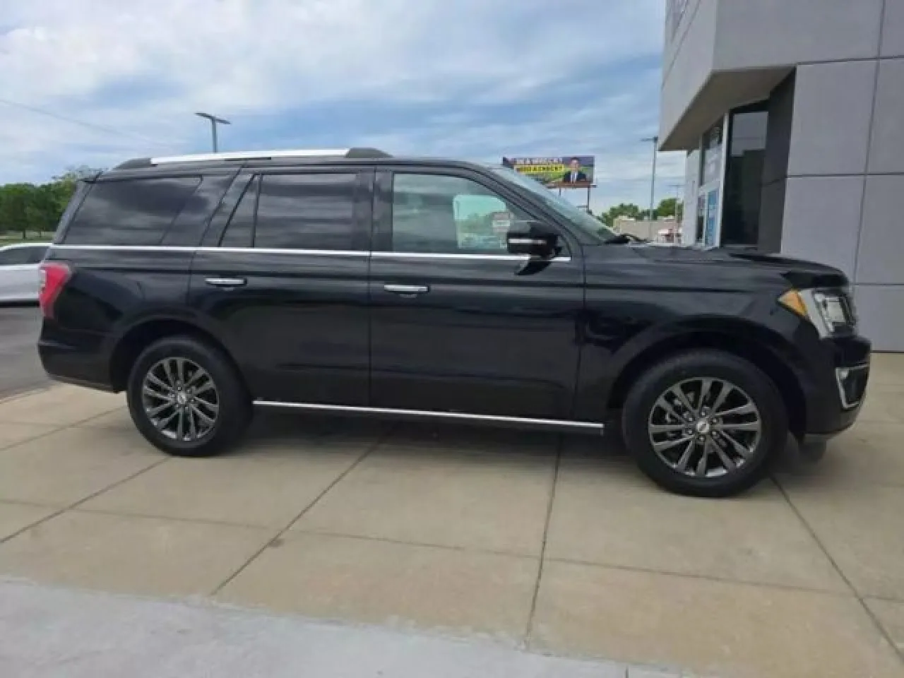 2020 Ford Expedition Limited photo 20