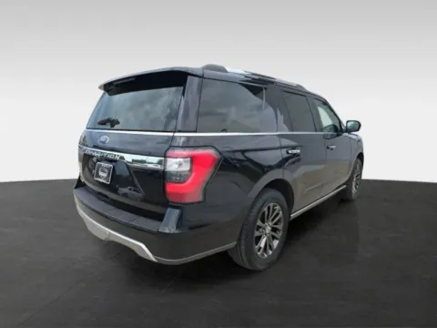 More photos of 2020 Ford Expedition Limited at Platinum Auto Plaza, KS