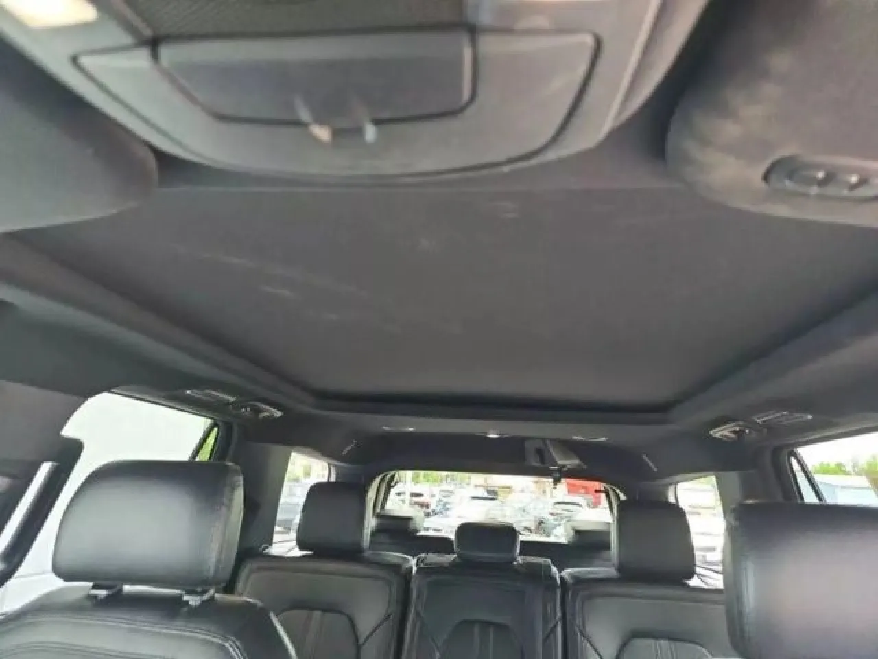 2020 Ford Expedition Limited photo 25