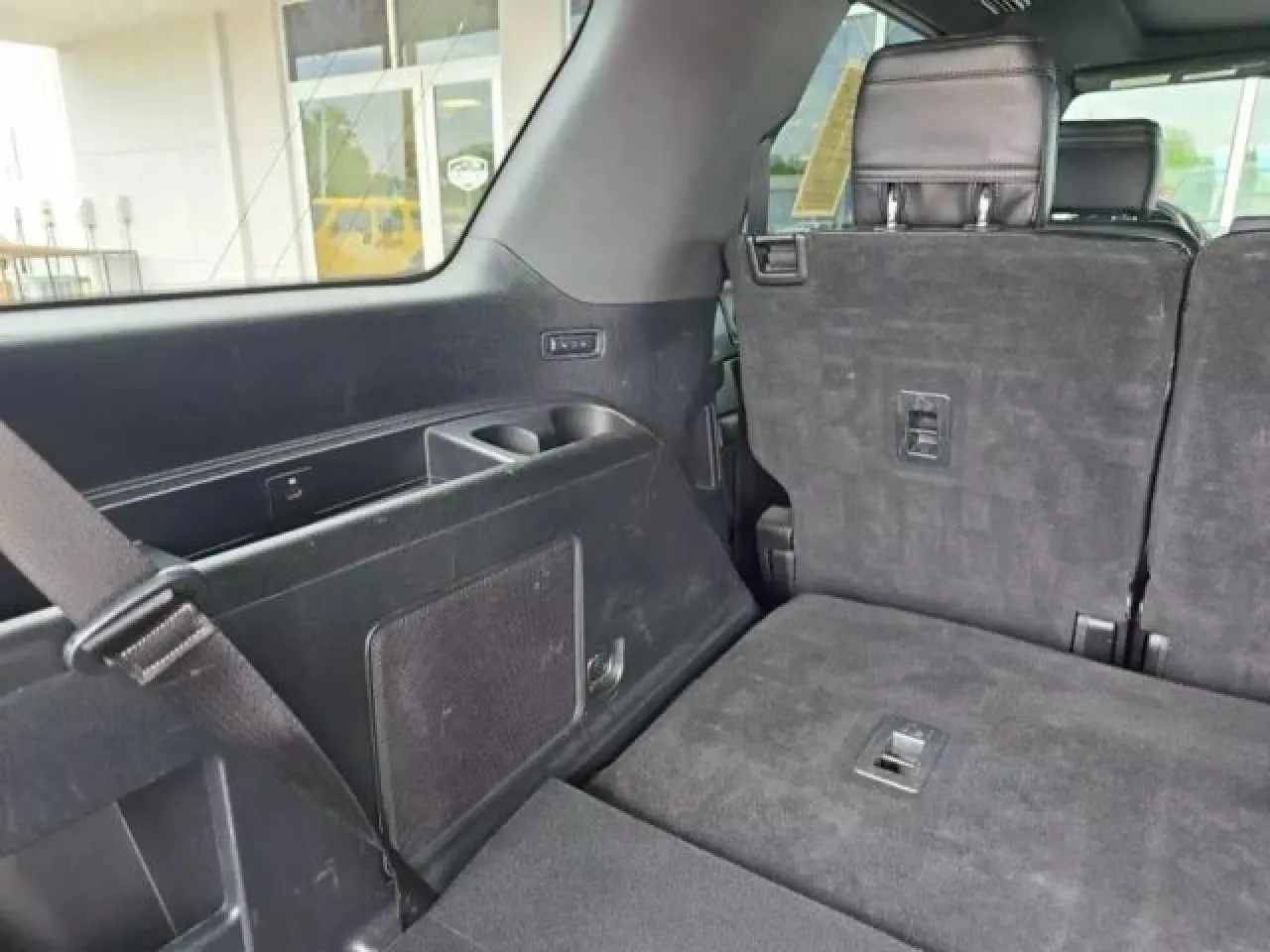 2020 Ford Expedition Limited photo 8