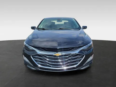 Photos of 2020 Chevrolet Malibu LT Sedan 4D for sale in Topeka, KS at Platinum Auto Plaza