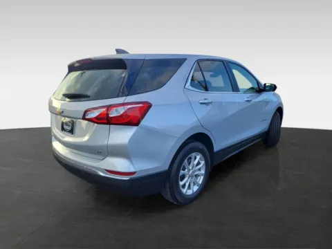 More photos of 2021 Chevrolet Equinox LT Sport Utility 4D at Platinum Auto Plaza, KS