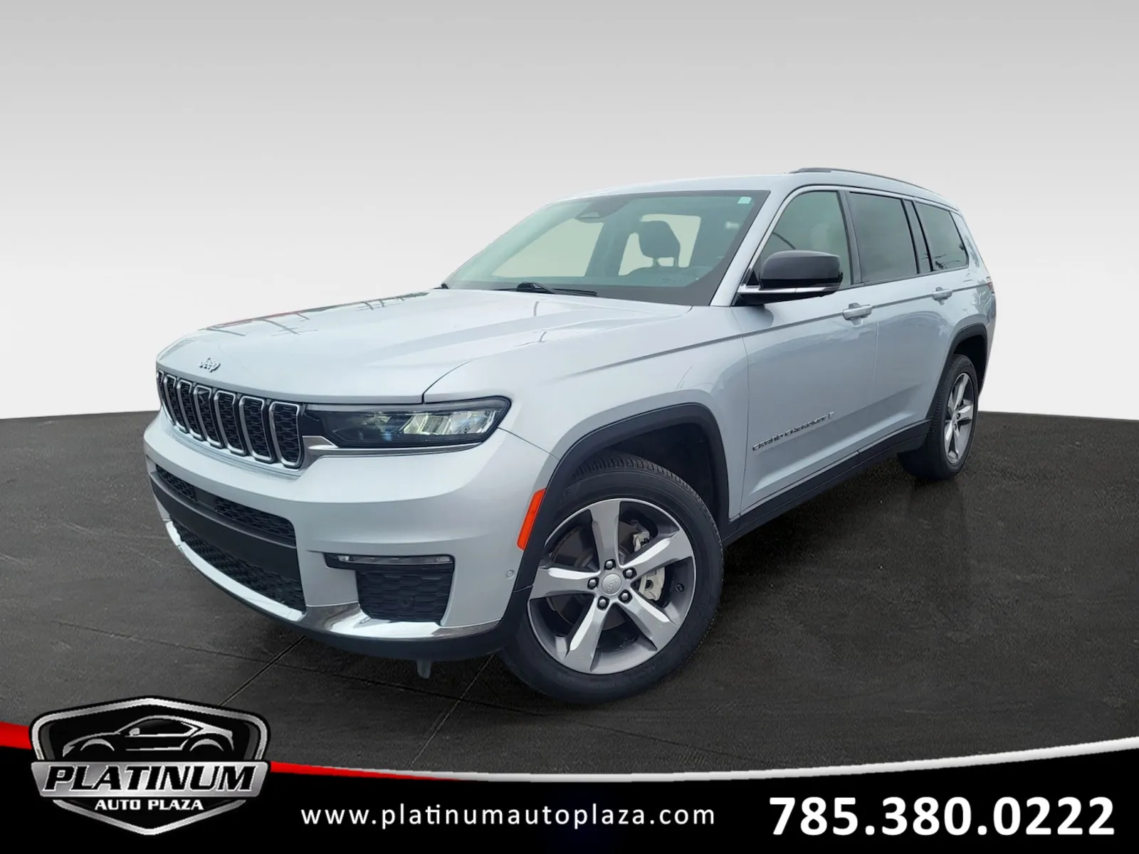 Silver 2021 Jeep Grand Cherokee L Limited for sale in Topeka, KS