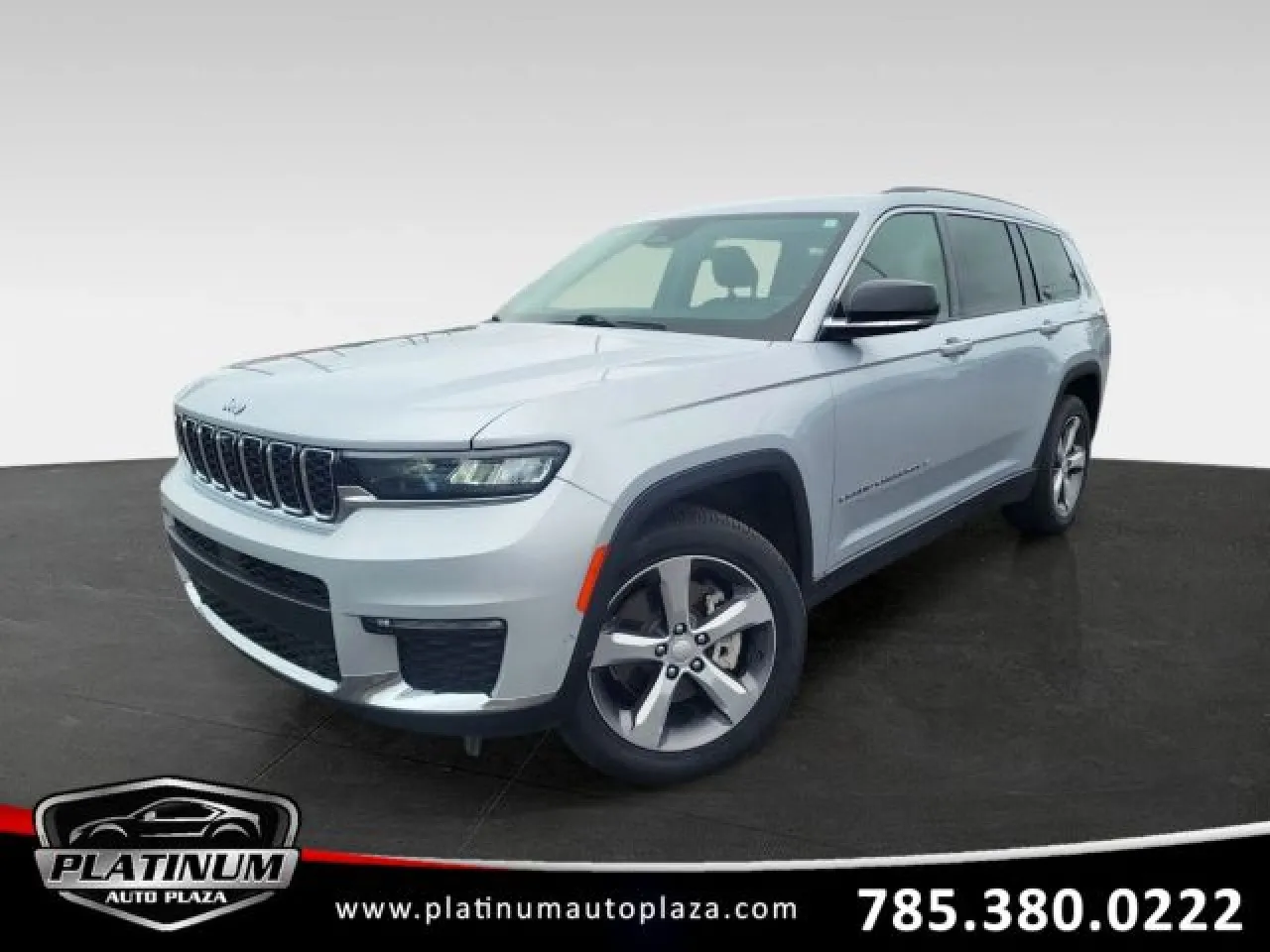 Silver 2021 Jeep Grand Cherokee L Limited for sale in Topeka, KS