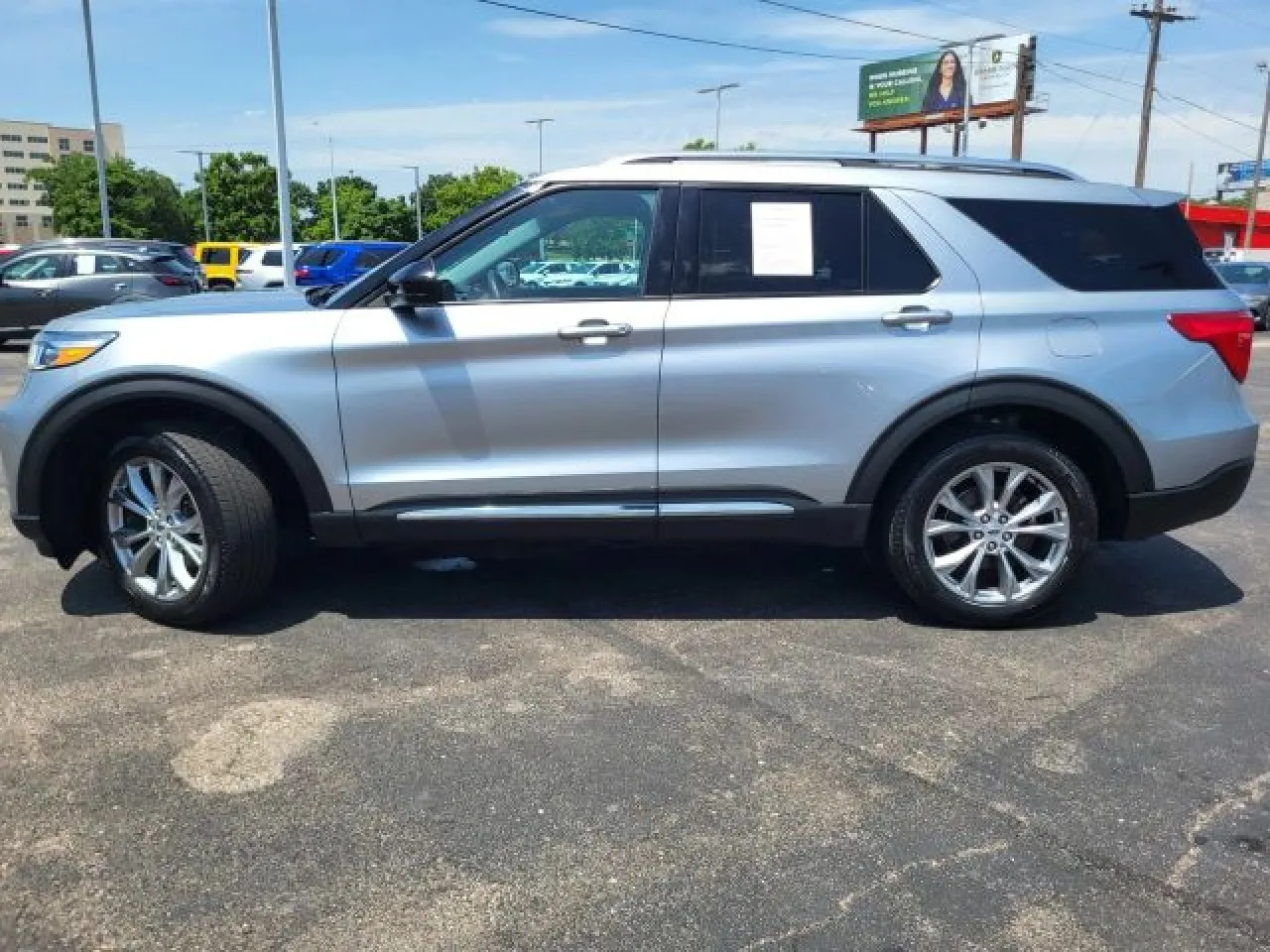 2023 Ford Explorer Limited Sport photo 35