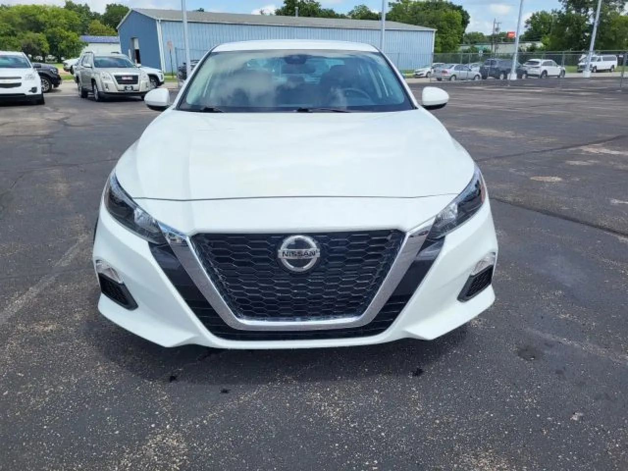 2022 Nissan Altima 2.5 S photo 6