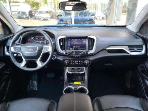 More photos of 2024 GMC Terrain SLT Sport Utility 4D at Platinum Auto Plaza, KS