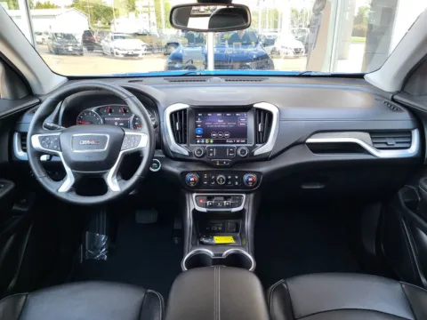 More photos of 2024 GMC Terrain SLT at Platinum Auto Plaza, KS