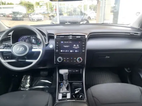 More photos of 2023 Hyundai Tucson SEL at Platinum Auto Plaza, KS