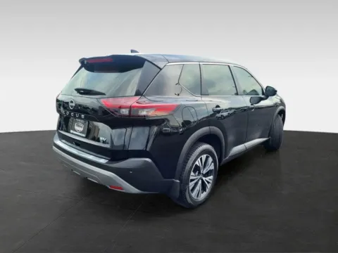 More photos of 2022 Nissan Rogue SV Sport Utility 4D at Platinum Auto Plaza, KS