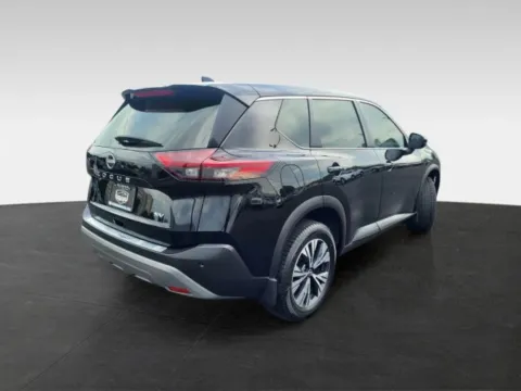 Another view of 2022 Nissan Rogue SV for sale in Topeka, KS at Platinum Auto Plaza