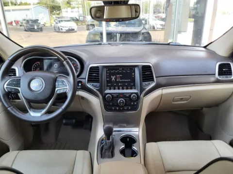 More photos of 2018 Jeep Grand Cherokee Overland Sport Utility 4D at Platinum Auto Plaza, KS