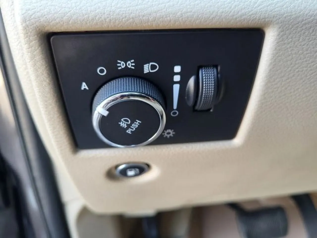2018 Jeep Grand Cherokee Overland Sport photo 12