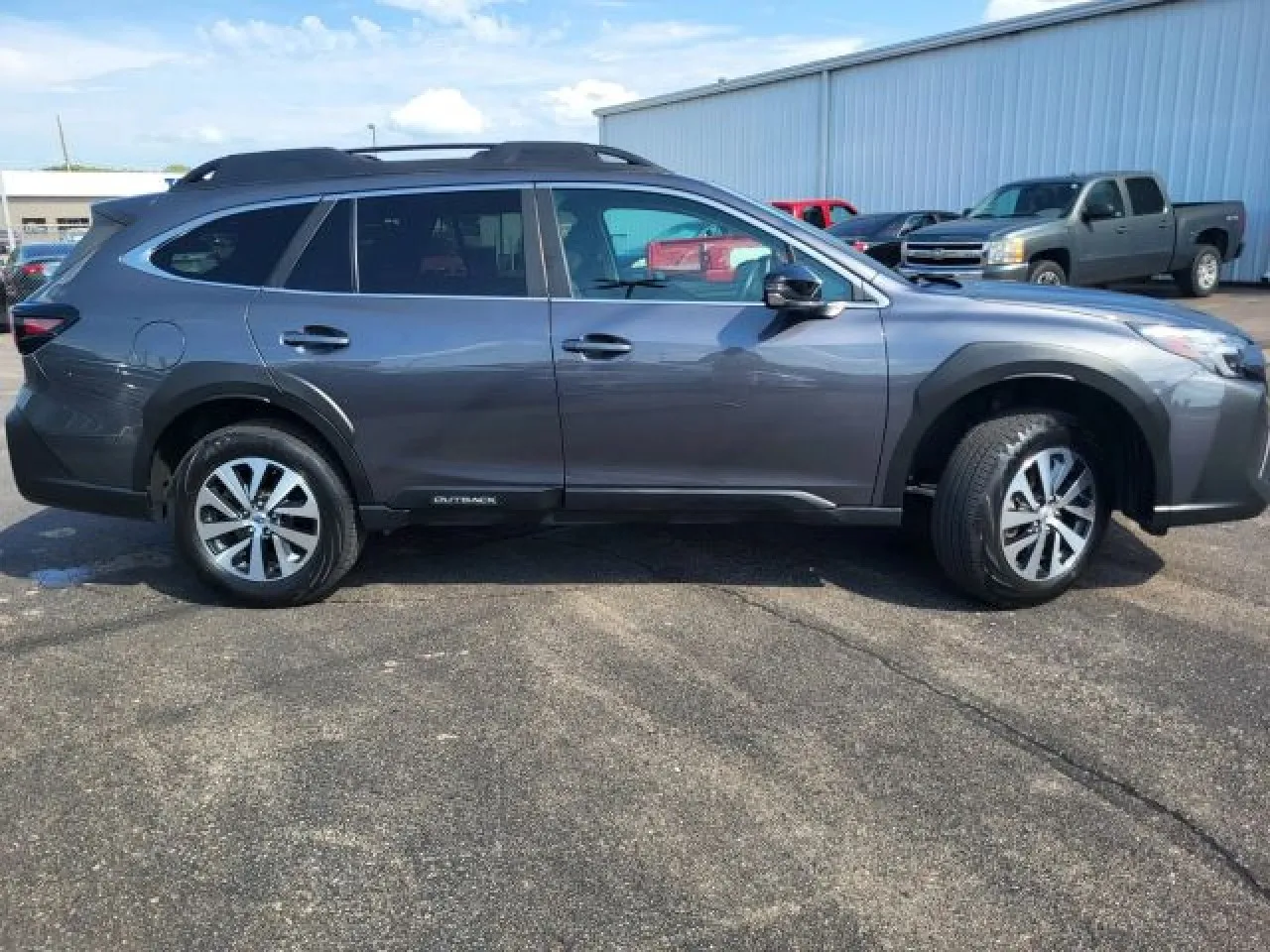 2023 Subaru Outback Premium photo 7