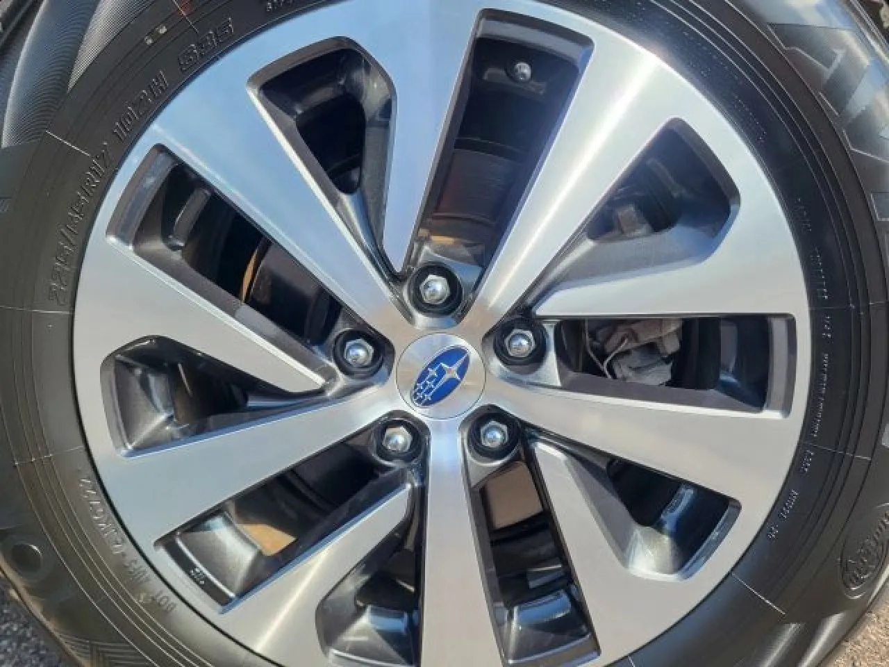 2023 Subaru Outback Premium photo 21