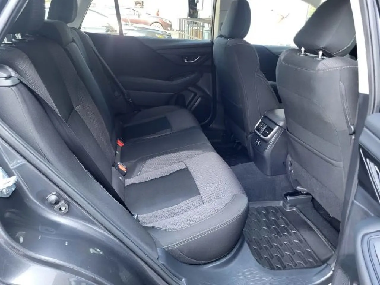 2023 Subaru Outback Premium photo 12