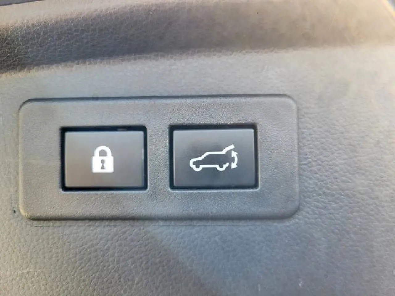 2023 Subaru Outback Premium photo 23