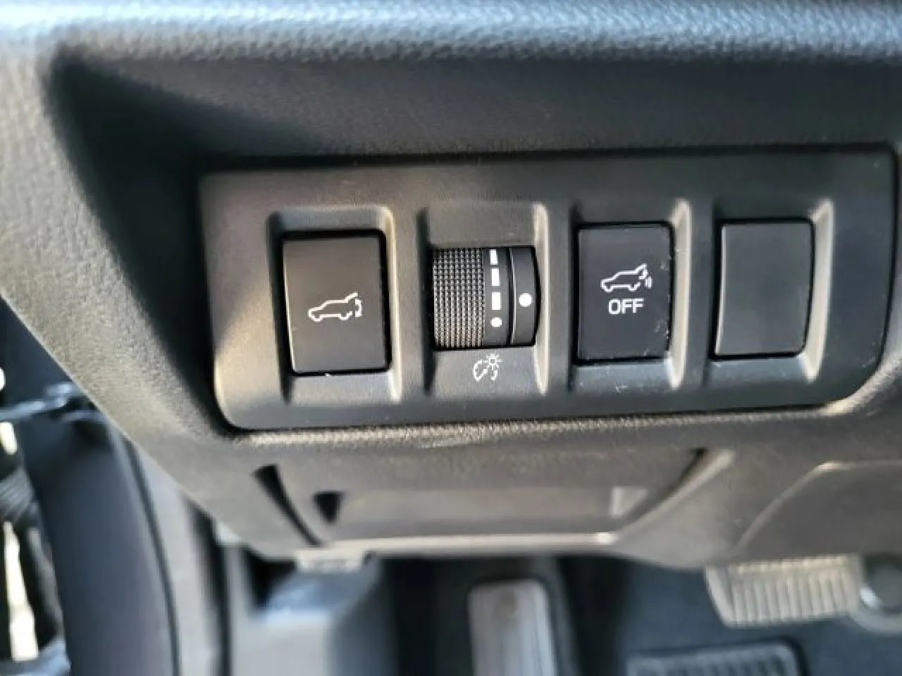 2023 Subaru Outback Premium photo 13