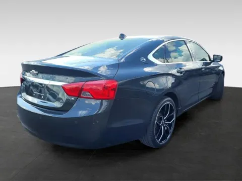 More photos of 2014 Chevrolet Impala LS at Platinum Auto Plaza, KS