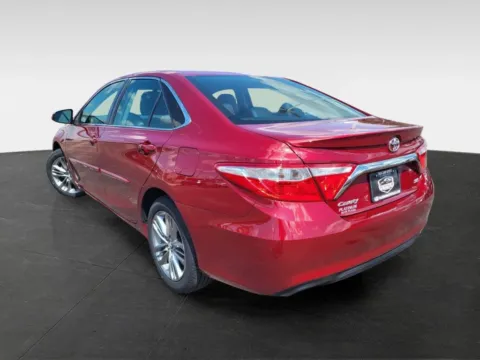 More photos of 2017 Toyota Camry SE Sedan 4D at Platinum Auto Plaza, KS
