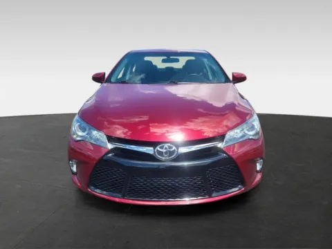 Photos of 2017 Toyota Camry SE Sedan 4D for sale in Topeka, KS at Platinum Auto Plaza