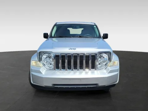 Photos of 2012 Jeep Liberty Limited Jet Edition Sport Utility 4D for sale in Topeka, KS at Platinum Auto Plaza