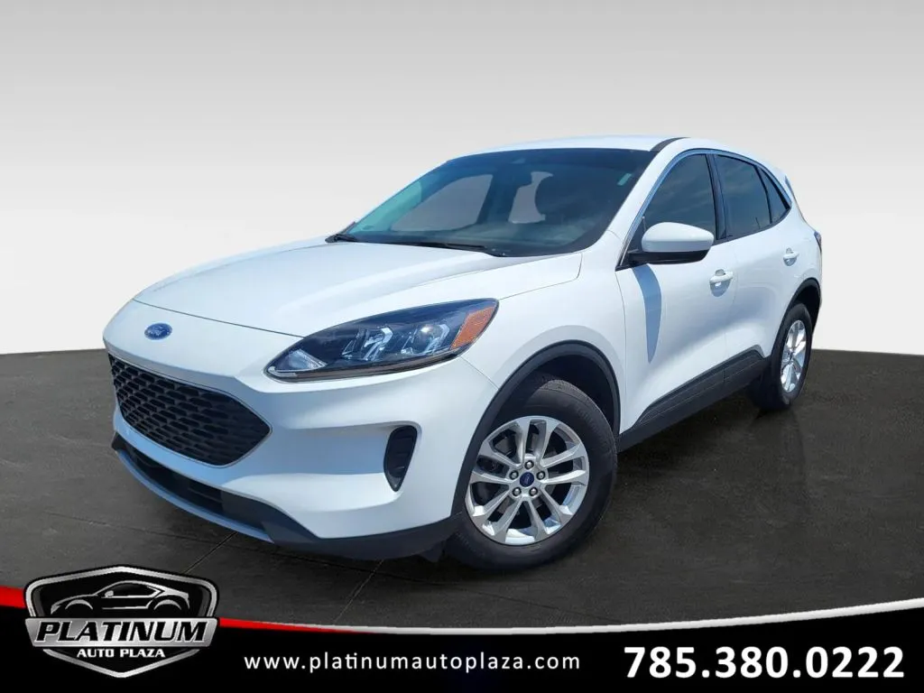 White 2021 Ford Escape SE Sport Utility 4D for sale in Topeka, KS