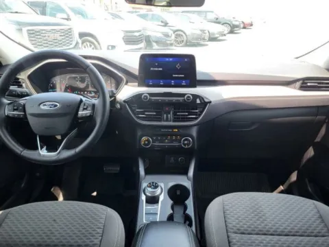 More photos of 2021 Ford Escape SE at Platinum Auto Plaza, KS