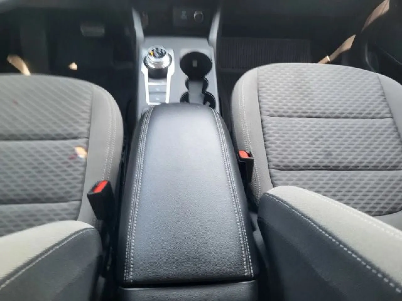 2021 Ford Escape SE Sport photo 20