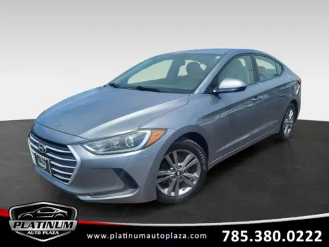 Gray 2017 Hyundai Elantra SE Sedan 4D for sale in Topeka, KS