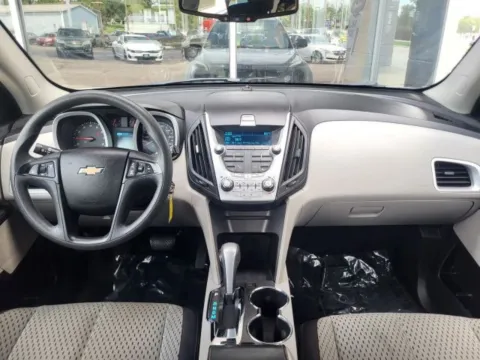More photos of 2013 Chevrolet Equinox LS at Platinum Auto Plaza, KS