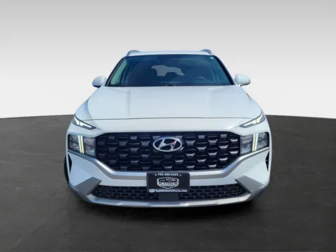 Photos of 2023 Hyundai Santa Fe SEL for sale in Topeka, KS at Platinum Auto Plaza