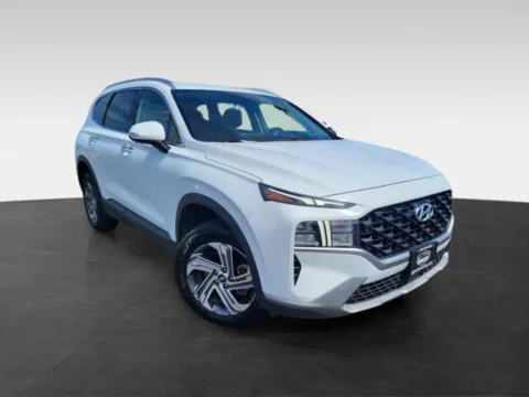 More photos of 2023 Hyundai Santa Fe SEL at Platinum Auto Plaza, KS